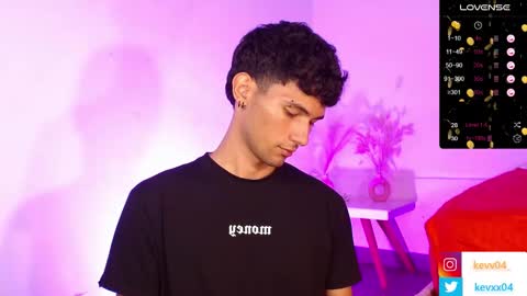 Snapshot of kingparker1 chatting on October 13, 4:56 am A L E X online show from October 13, 4:56 am