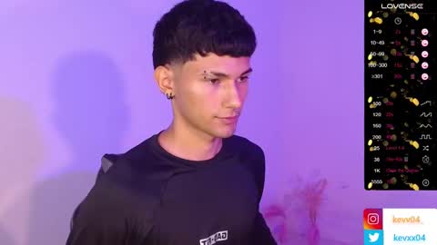 Snapshot of kingparker1 chatting on October 23, 5:29 am A L E X online show from October 23, 5:29 am