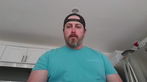 Snapshot of kingrichard86 chatting on December 16, 10:13 pm Richard online show from December 16, 10:13 pm