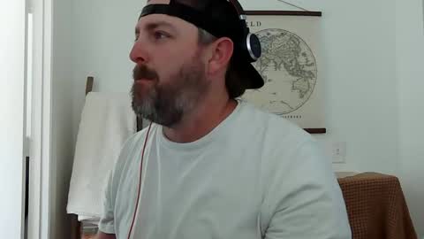 Snapshot of kingrichard86 chatting on March 4, 11:33 pm Richard online show from March 4, 11:33 pm