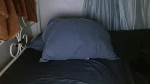 Snapshot of kingxlove23 chatting on October 5, 3:49 am Jason ONLINE 1230 am - 330am GMT-4 online show from October 5, 3:49 am