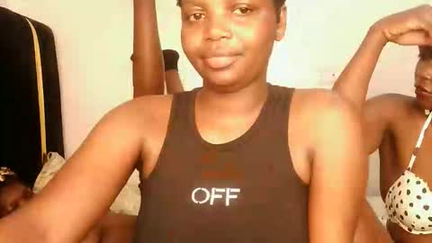 Lola online show from October 8, 4:10 am