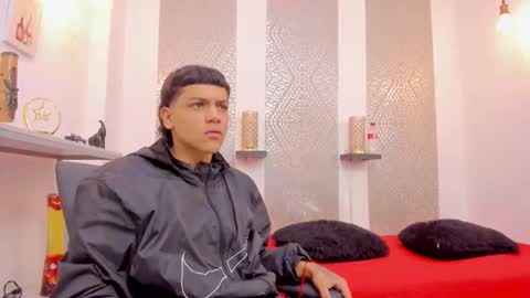 Snapshot of kinky_spice69 chatting on September 27, 11:04 am online show from September 27, 11:04 am