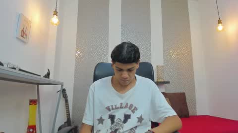 Snapshot of kinky_spice69 chatting on October 14, 12:06 pm online show from October 14, 12:06 pm