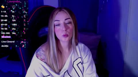  Sara  online show from February 3, 12:42 am