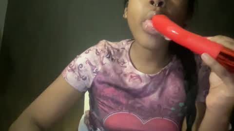 Snapshot of kinkykittee chatting on January 11, 7:17 am Bunniii online show from January 11, 7:17 am