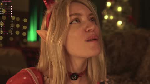 Snapshot of kinkylina_ chatting on December 25, 12:05 pm kinkylina_ online show from December 25, 12:05 pm