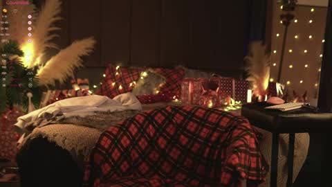 Snapshot of kinkylina_ chatting on January 5, 2:19 pm kinkylina_ online show from January 5, 2:19 pm