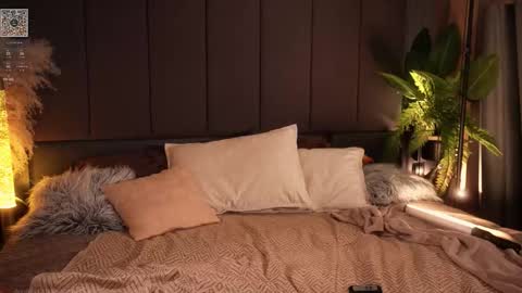 Snapshot of kinkylina_ chatting on October 9, 8:18 pm kinkylina_ online show from October 9, 8:18 pm