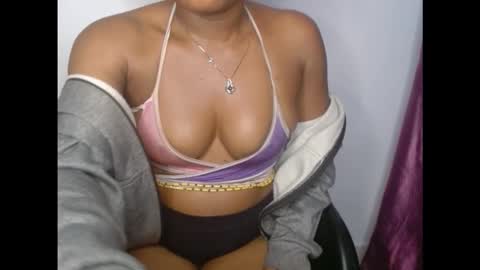 Snapshot of kinkyxxnasty chatting on October 27, 3:32 am kinkyxxnasty online show from October 27, 3:32 am