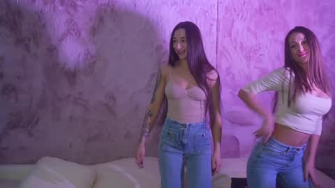 Sweet girls online show from January 14, 9:04 am