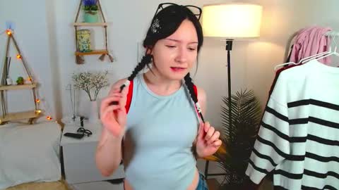 Kira online show from November 7, 7:47 pm