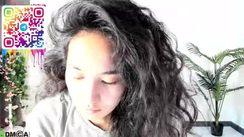 Snapshot of kira_lilian chatting on September 11, 3:50 am Aura online show from September 11, 3:50 am