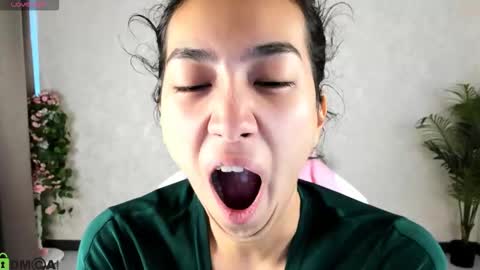 Snapshot of kira_lilian chatting on September 26, 3:43 am Aura online show from September 26, 3:43 am