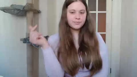 Kira Perry online show from April 26, 6:22 am