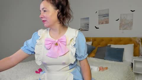 Snapshot of kiraadamss chatting on November 2, 1:08 am kiraadamss online show from November 2, 1:08 am