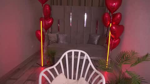 Snapshot of kiracandys chatting on February 14, 9:21 pm Kira online show from February 14, 9:21 pm