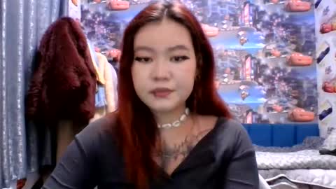 Snapshot of kiradrip chatting on November 12, 6:41 pm Kira online show from November 12, 6:41 pm