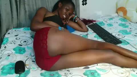 Snapshot of kirah_hot chatting on September 23, 11:30 pm kirah_hot online show from September 23, 11:30 pm