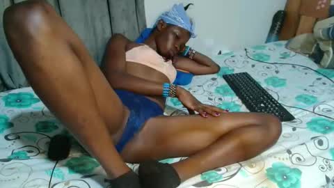 Snapshot of kirah_hot chatting on November 26, 2:12 am kirah_hot online show from November 26, 2:12 am