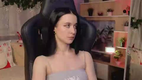 Snapshot of kiralilime chatting on February 15, 4:23 pm Kira online show from February 15, 4:23 pm