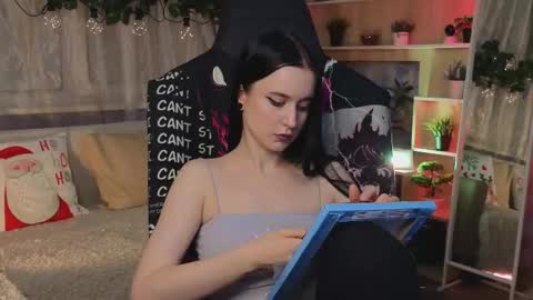 Snapshot of kiralilime chatting on March 5, 7:17 pm Kira online show from March 5, 7:17 pm