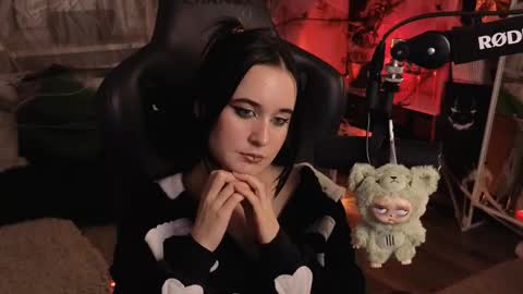 Snapshot of kiralilime chatting on November 2, 1:19 am Kira online show from November 2, 1:19 am