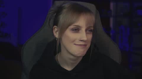 Snapshot of kiramontoyaa chatting on February 3, 6:22 am Kira online show from February 3, 6:22 am