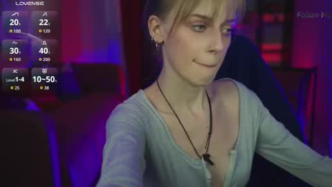 Snapshot of kiramontoyaa chatting on February 11, 5:56 am Kira online show from February 11, 5:56 am