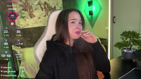 Snapshot of kirarasay chatting on February 22, 12:19 pm Kira online show from February 22, 12:19 pm