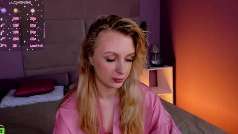 Kira online show from March 1, 1:18 am