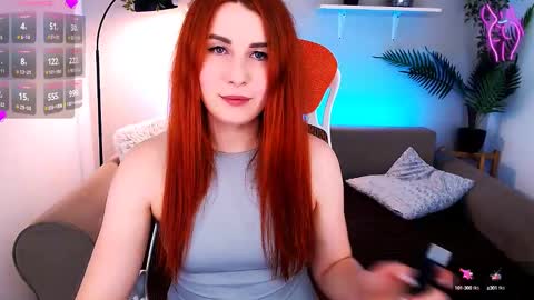 Snapshot of kiraxmoon chatting on December 6, 7:12 pm kiraxmoon online show from December 6, 7:12 pm