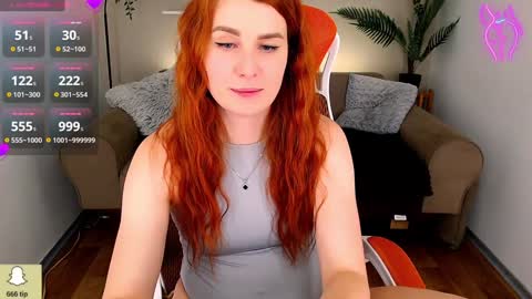 Snapshot of kiraxmoon chatting on January 25, 2:04 am kiraxmoon online show from January 25, 2:04 am