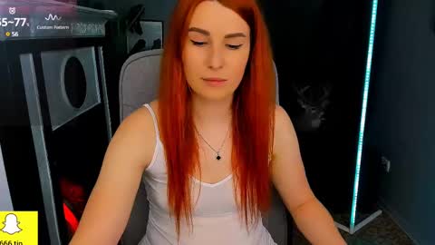 Snapshot of kiraxmoon chatting on March 11, 7:04 am kiraxmoon online show from March 11, 7:04 am