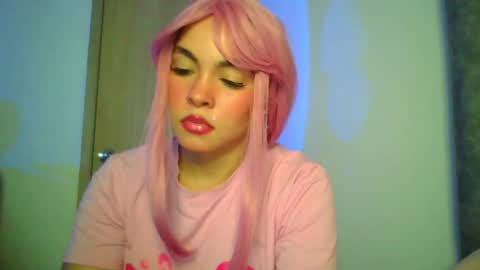 Snapshot of kiri_cute chatting on October 16, 4:24 am Kiri online show from October 16, 4:24 am