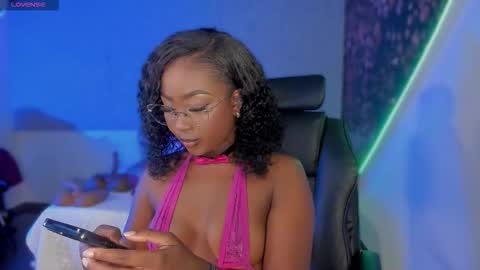 Snapshot of kishalove_ chatting on September 11, 10:04 am kishalove_ online show from September 11, 10:04 am