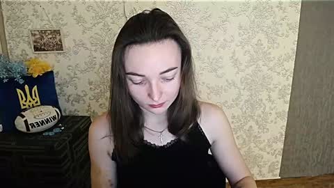 Snapshot of kiss_shy chatting on January 17, 6:36 am Valeria online show from January 17, 6:36 am