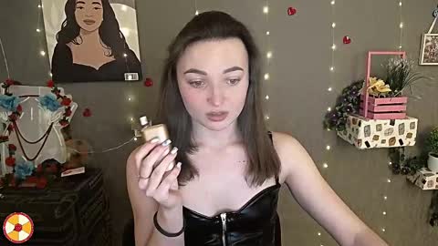 Snapshot of kiss_shy chatting on February 22, 11:57 am Valeria online show from February 22, 11:57 am