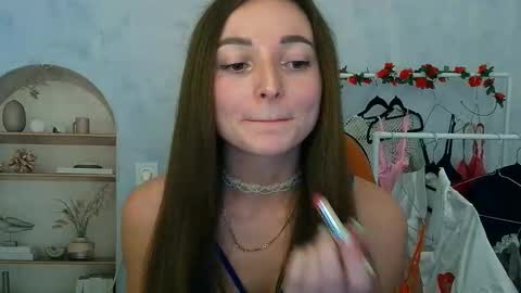 Snapshot of kiss_shy chatting on November 25, 4:40 pm Valeria online show from November 25, 4:40 pm