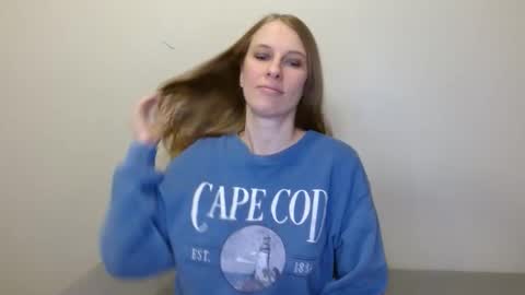 Allie online show from December 16, 4:12 pm