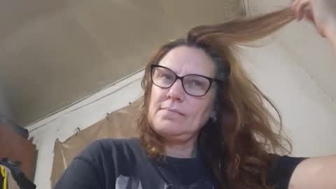 kissandvibe online show from October 12, 7:35 pm