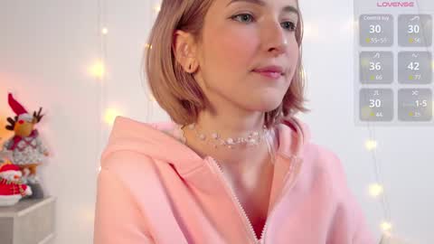 Kate  online show from February 8, 2:05 pm