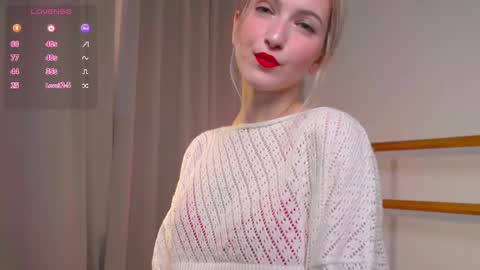 Kate  online show from September 23, 2:09 pm