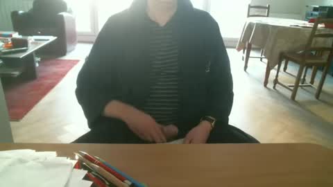 Snapshot of kisslog1 chatting on January 11, 8:54 am kisslog1 online show from January 11, 8:54 am