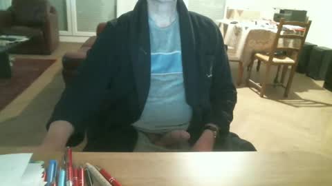 Snapshot of kisslog1 chatting on February 23, 5:07 pm kisslog1 online show from February 23, 5:07 pm