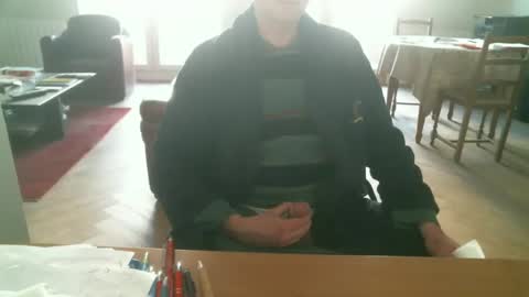 Snapshot of kisslog1 chatting on March 2, 8:38 am kisslog1 online show from March 2, 8:38 am