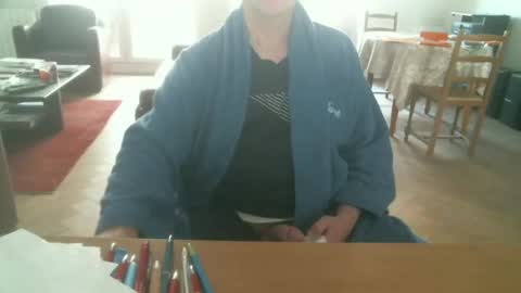 Snapshot of kisslog1 chatting on October 11, 9:08 am kisslog1 online show from October 11, 9:08 am