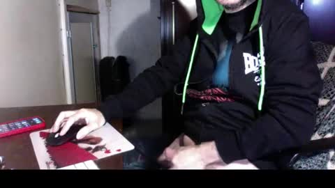 Snapshot of kissofbanned1983 chatting on October 27, 10:52 am kissofbanned1983 online show from October 27, 10:52 am