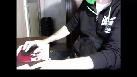 Snapshot of kissofbanned1983 chatting on November 14, 5:11 pm kissofbanned1983 online show from November 14, 5:11 pm