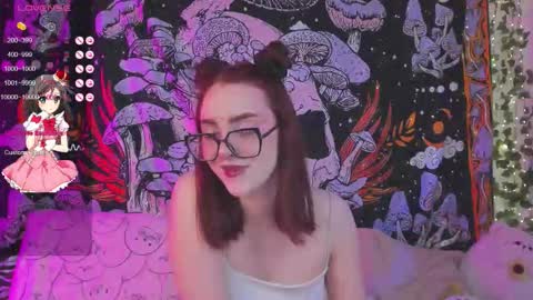 Kissthasky online show from September 23, 3:15 pm